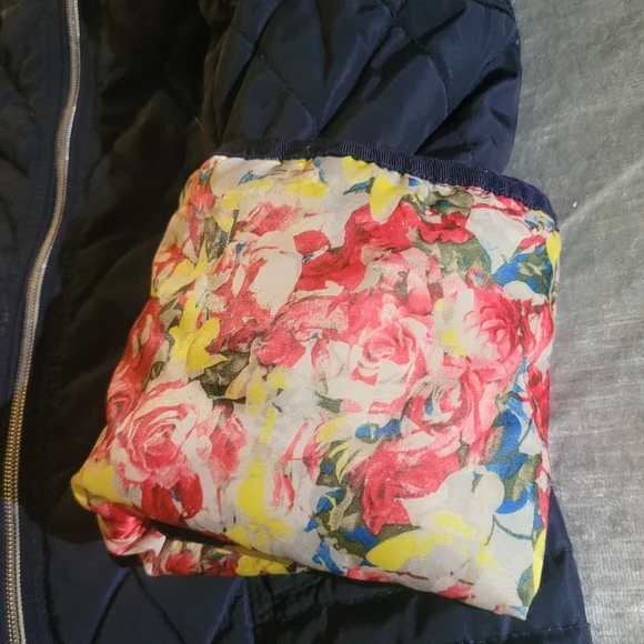 Jessica Simpson puffer style jacket - Picture 6 of 10